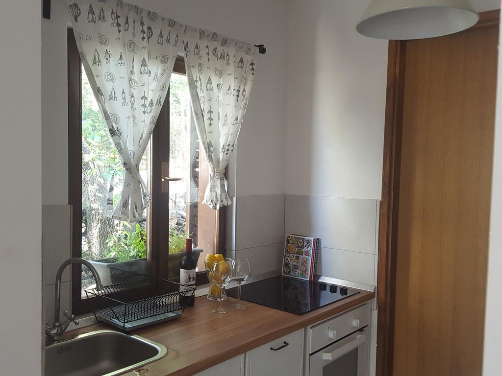 Holiday Home Lola ซริกเวนิซา ภายนอก รูปภาพ